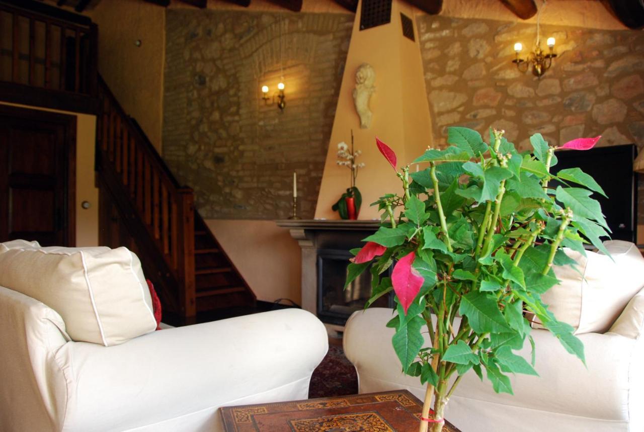 Castell De Riudabella Apartment Vimbodi I Poblet Ngoại thất bức ảnh