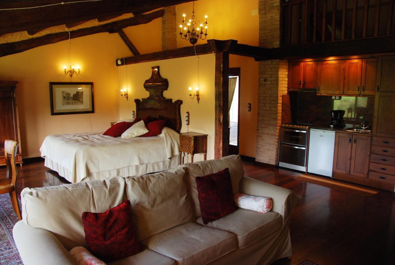 Castell De Riudabella Apartment Vimbodi I Poblet Ngoại thất bức ảnh