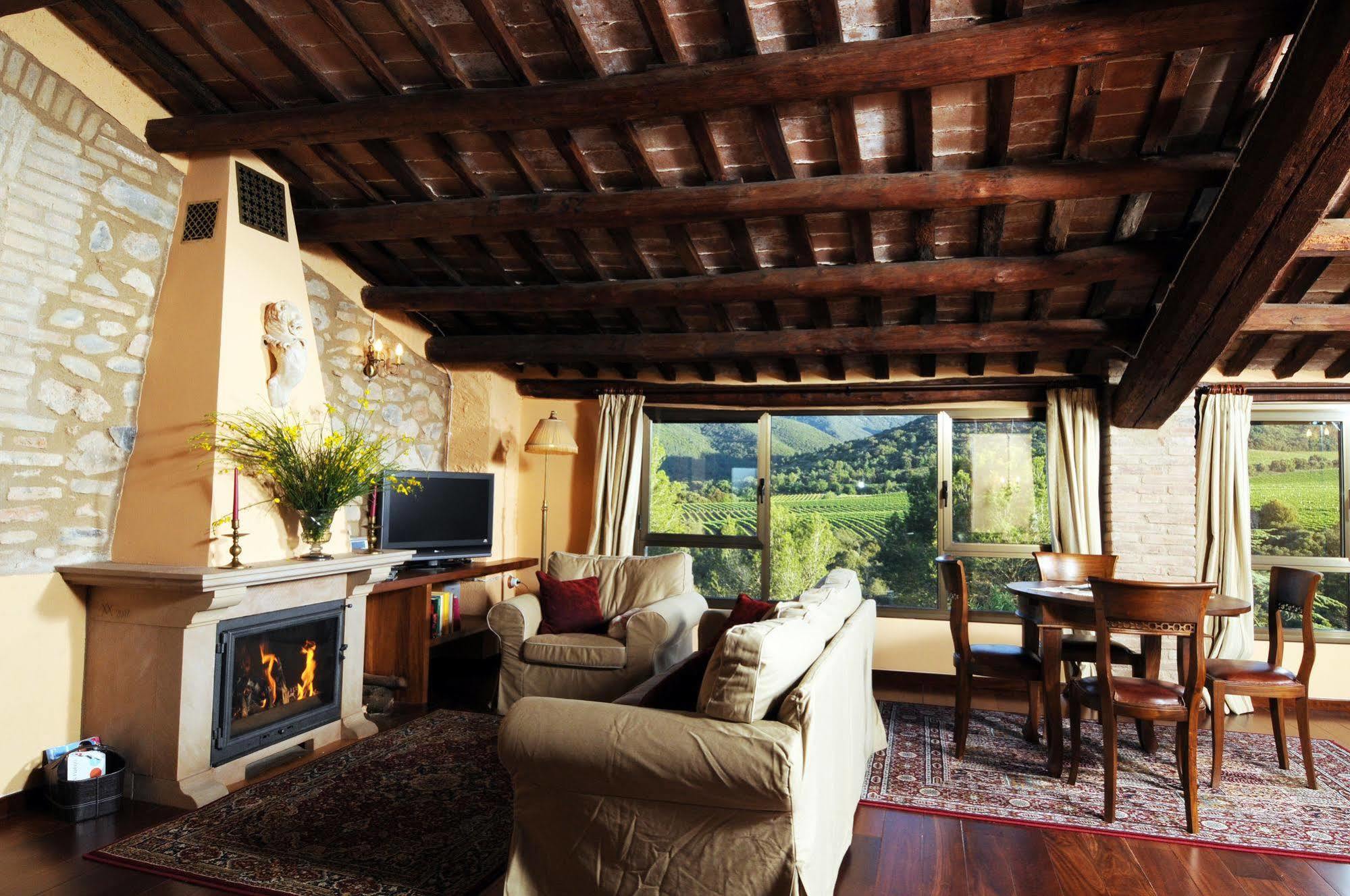 Castell De Riudabella Apartment Vimbodi I Poblet Ngoại thất bức ảnh