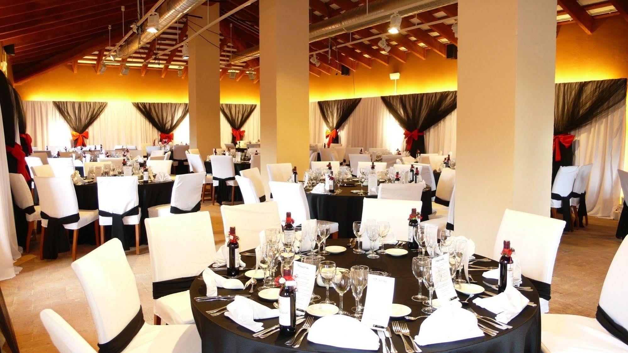 Castell De Riudabella Apartment Vimbodi I Poblet Ngoại thất bức ảnh